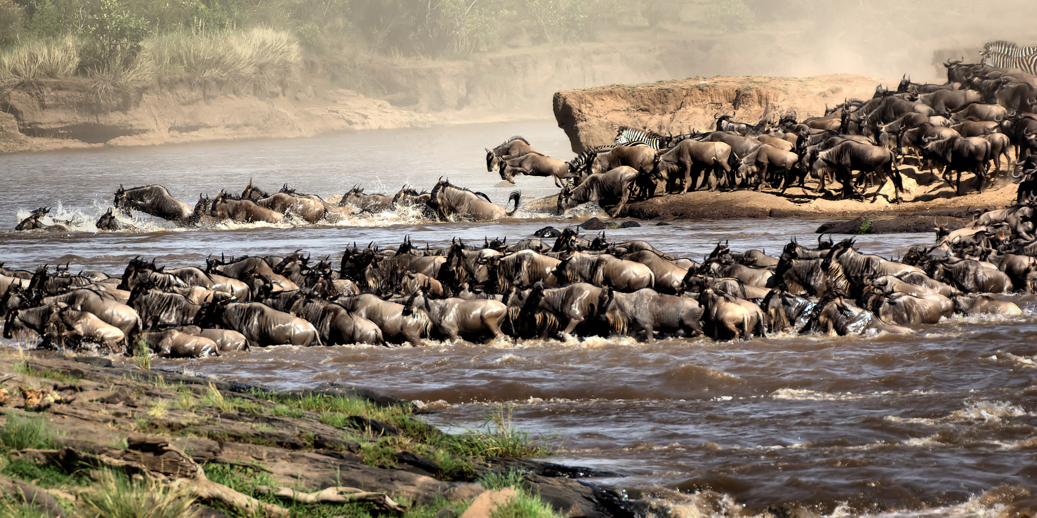 Amanda and Asnath Kessy overlooking the Serengeti